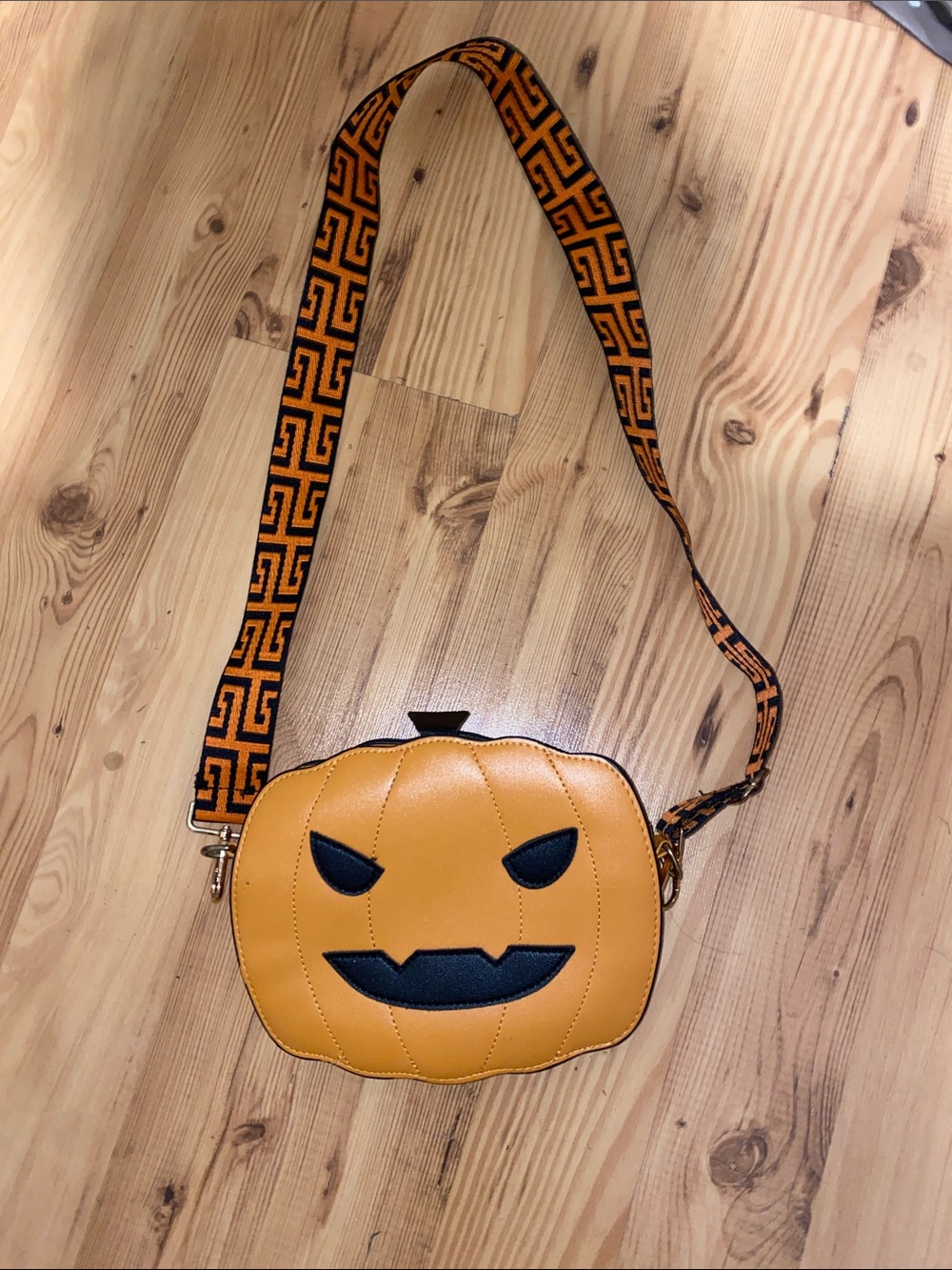 Women's Orange Pumpkin Face Crossbody Bag